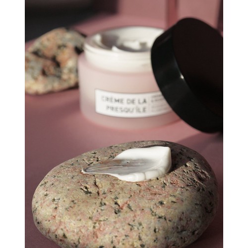 Уплътняващ заглаждащ анти-ейдж крем за зряла кожа Algologie Creme de la Presqu'île - Redensifying & Plumping Cream, 50 мл. Уплътняващ заглаждащ анти-ейдж крем за зряла кожа Algologie Creme de la Presqu'île - Redensifying & Plumping Cream, 50 мл.