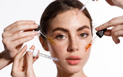 Какво е серум за лице и защо да го използваме в рутината си за грижа? Какво е серум за лице и защо да го използваме в рутината си за грижа?